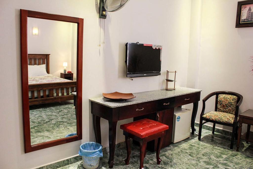胡志明市 阳光旅馆酒店 外观 照片